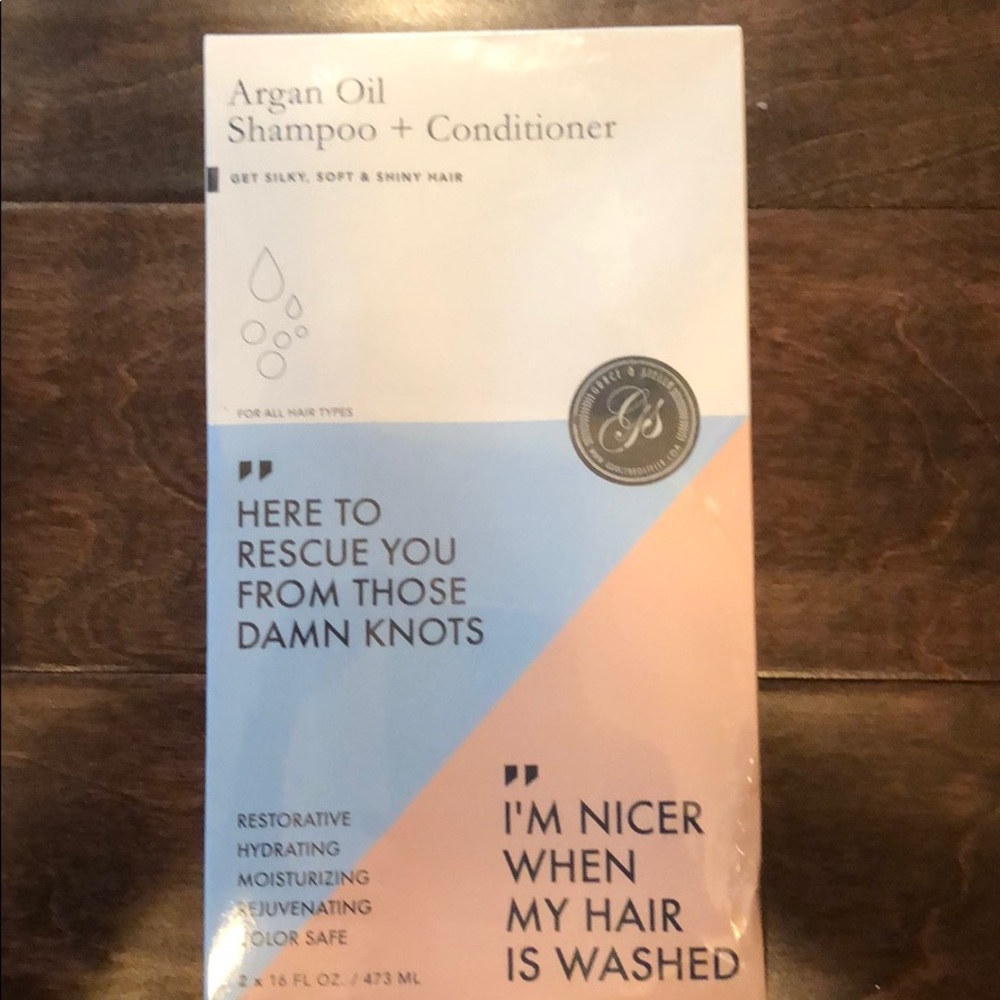 Grace and Stella Arman oil shampoo and conditioner